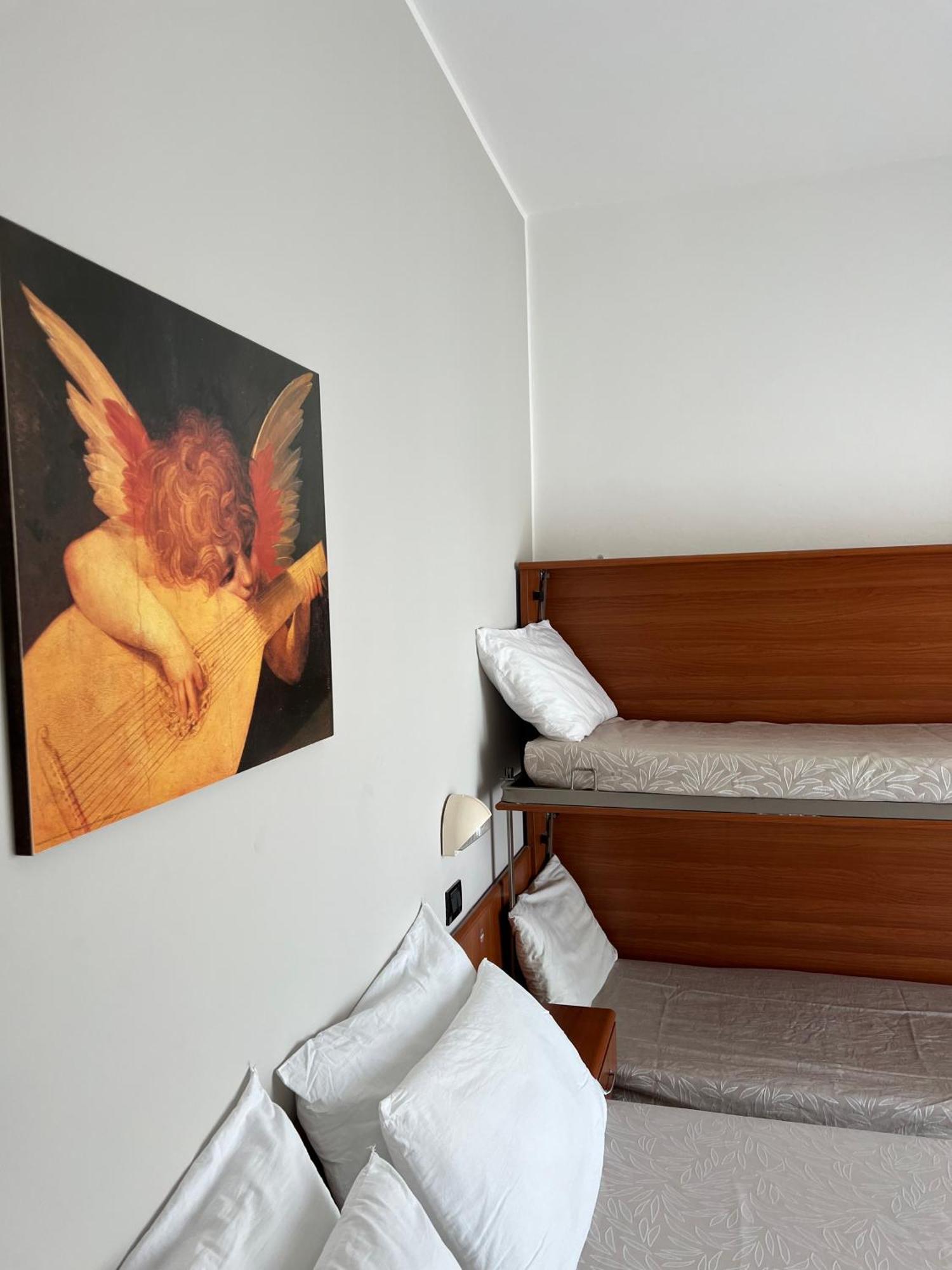 Ardea Hotel 3*